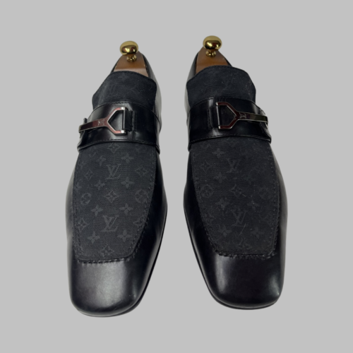 soulier LOUIS VUITTON